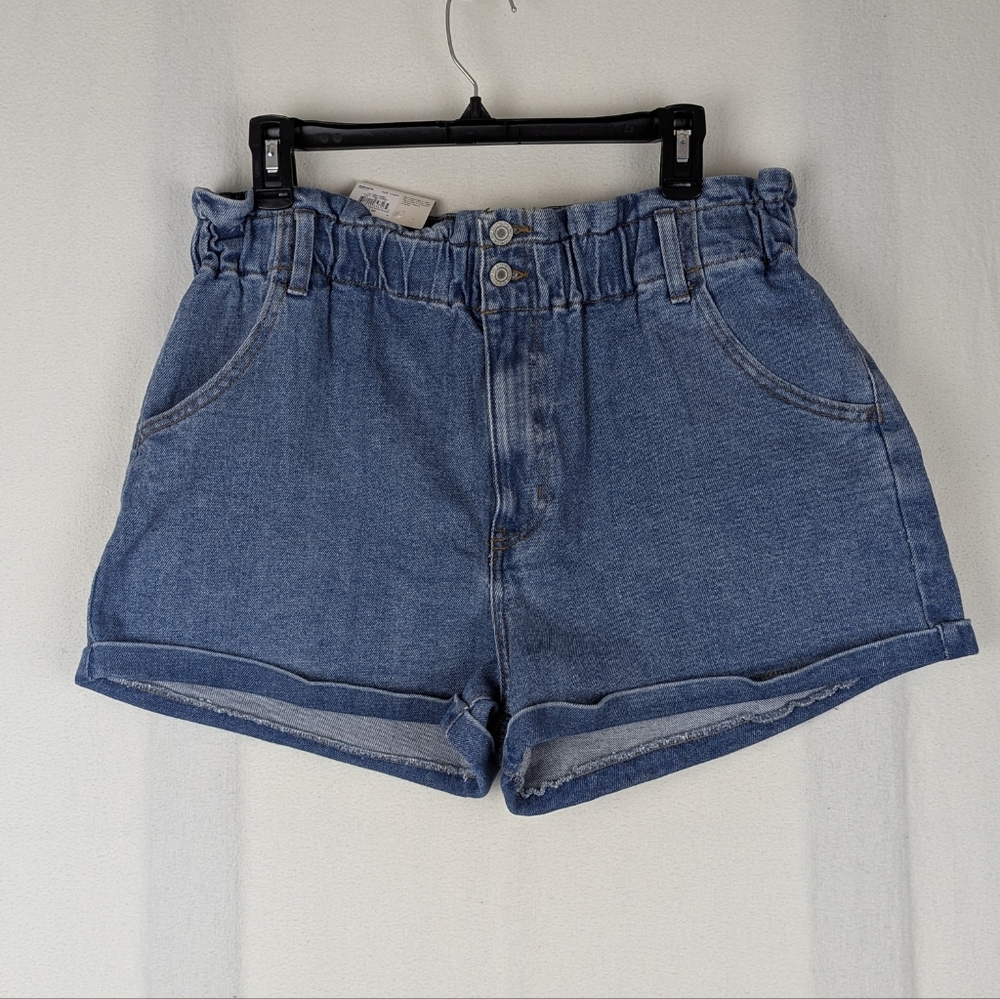 SO High Rise Mom Relaxed Short Size 17
